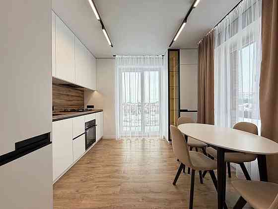 Продам! Однокімнатна з балконом біля озера на 3 поверсі Івано-Франківськ