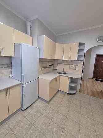 Оренда 1к Туманяна Лівобережна Власна котенельня Світло завжди Kyiv