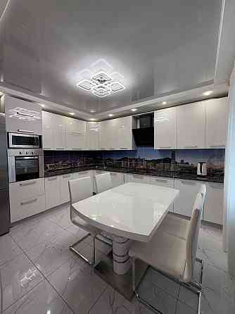 ОРЕНДА 3 кімнатна квартира в Новобудові Хмельницький