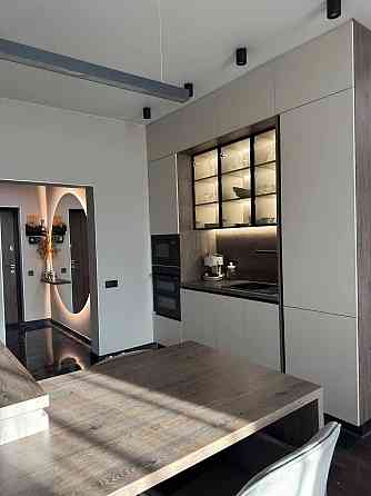 ПРОДАМ велику 1-кімнатну квартиру в новобудові, проспект Шевченко Одеса