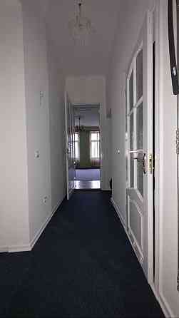 2 кім. Австрійський  напівлюкс   у самому центрі міста Черновцы