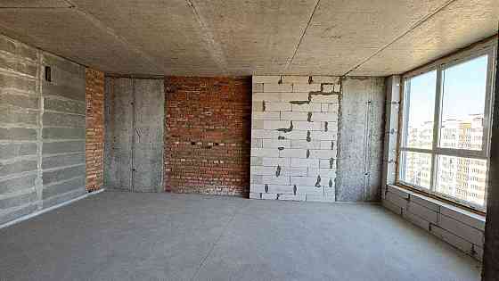 Велика квартира.Район -парк Центральний.Єоселя. Недорого.Київ в 15 хв Ирпень