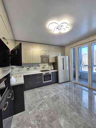 Продаж квартири 3 кімнати ЖК Континент, вул. Трускавецька Lviv