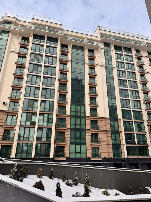 1-кім. квартира у ЖК бізнес класу біля міського озера Івано-Франківськ - зображення 1