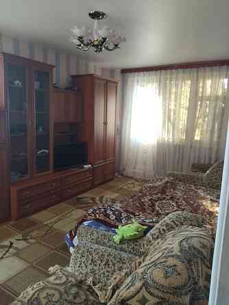 Продам трехкомнатную квартиру р-н Круга Чернігів