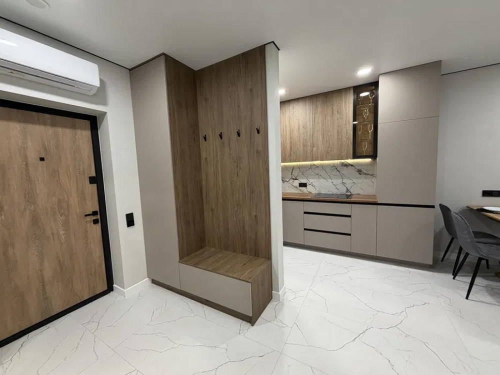 Світла та затишна 1-к квартира з сучасним ремонтом ЖК Варшавський 3 Kyiv - photo 8