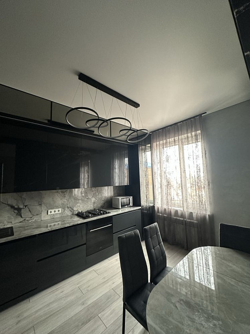 Продам 2к сталінку в центрі площа Визволення 2 Кривий Ріг - зображення 3