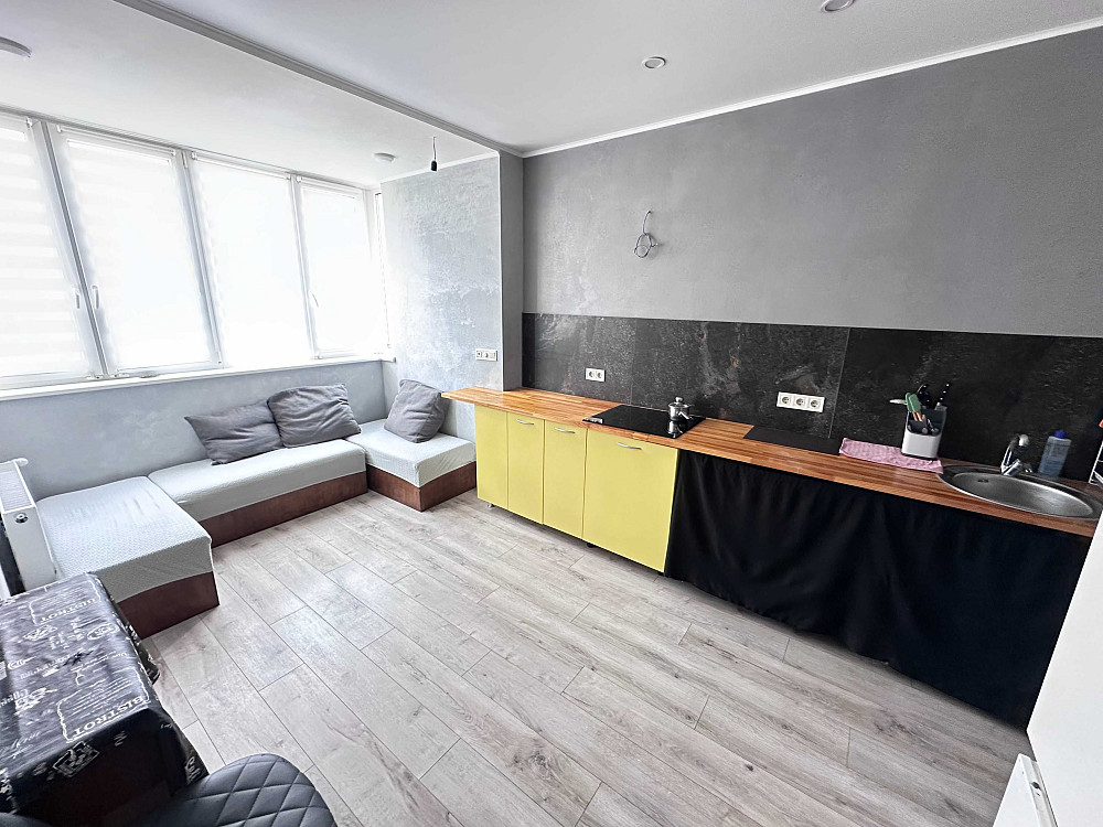 1-кімнатна квартира з капітальним ремонтом — південна сторона! Чорноморськ - зображення 6