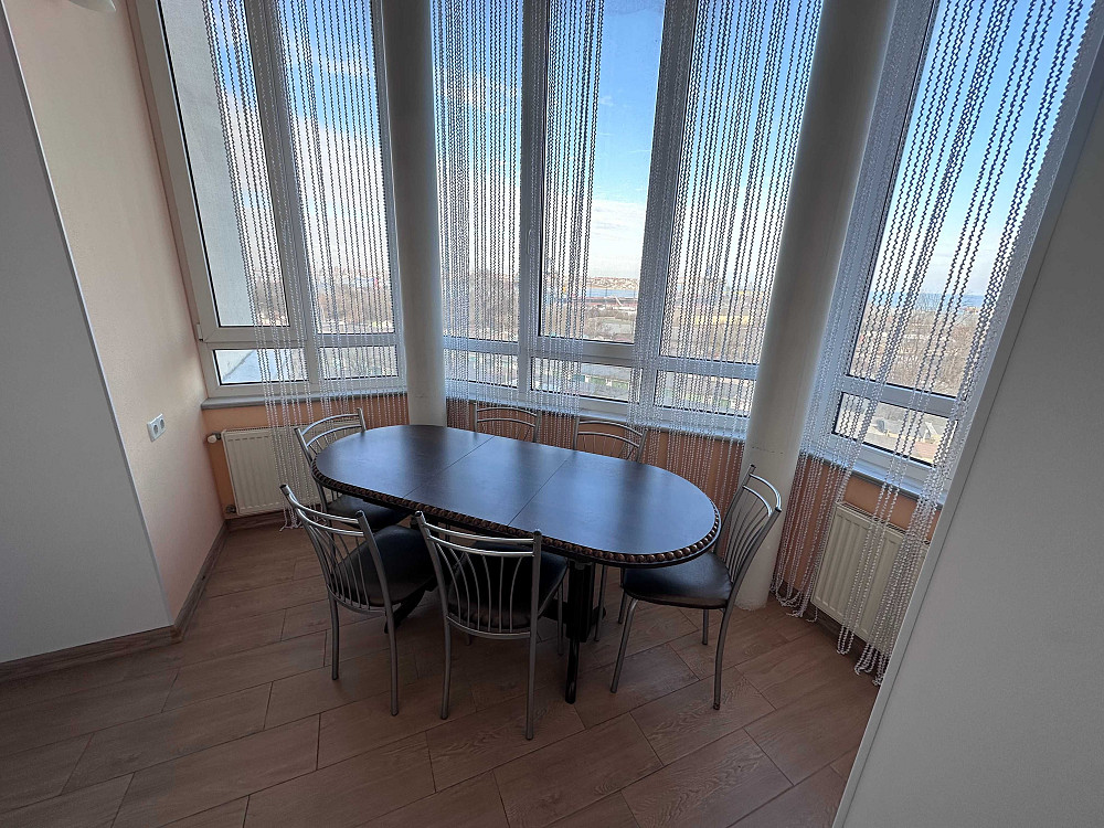 2-кімнатна квартира з ремонтом — заїжджай і живи! Чорноморськ - зображення 8