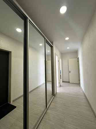 Продам 2-х ком квартиру у ЖК Щасливий (Счастливый),68 м2,окремі кімнат Дніпро