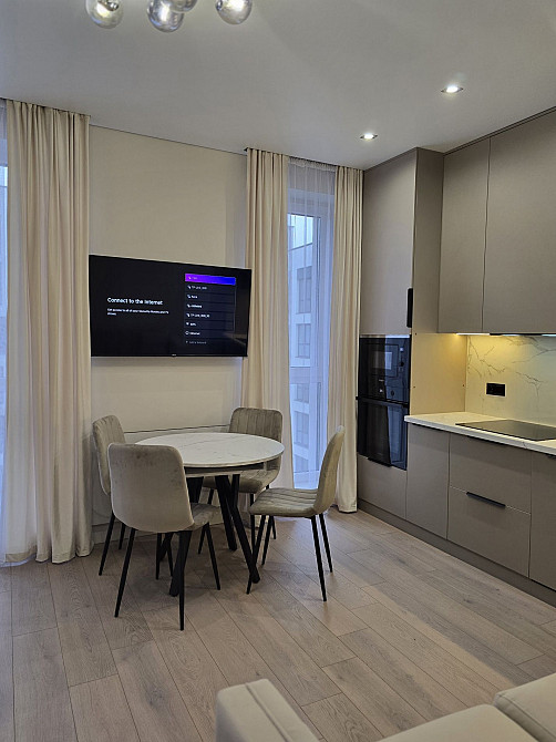 Простора 1-кімнатна квартира з кухнею-студією / ЖК «Квадрат» Ужгород - изображение 8