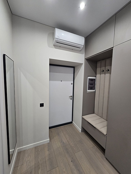 Простора 1-кімнатна квартира з кухнею-студією / ЖК «Квадрат» Ужгород - изображение 4