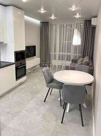 Продаж 1-к квартира в ЖК Seven / Славутич Зарічний River Mall Осокорки Kyiv