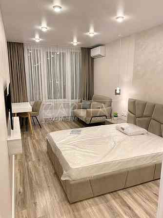 Продаж 1-к квартира в ЖК Seven / Славутич Зарічний River Mall Осокорки Kyiv