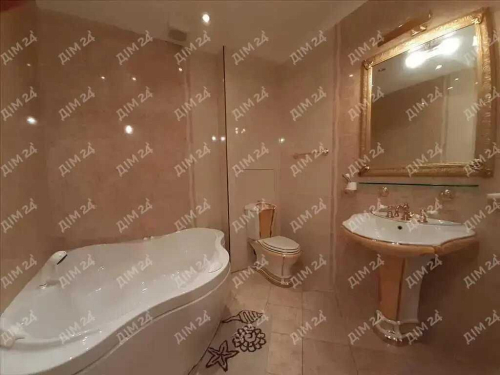 Центр. Трикімнатна сталінка з індивідуальним опаленням. Полтава - изображение 8