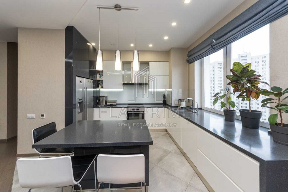 Продаж 6-кімнатної квартири по вул.Оболонська набережна,1 Kyiv - photo 1