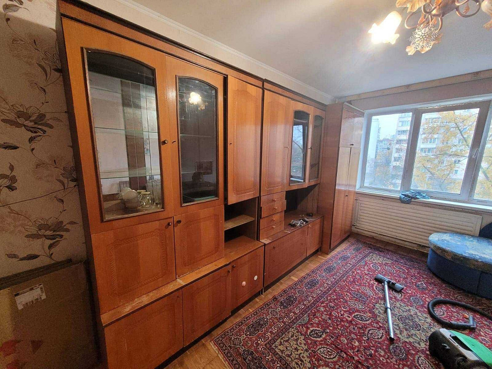 Приваблива однокімнатна квартира на проспекті  Романа Шухевича Kyiv - photo 1