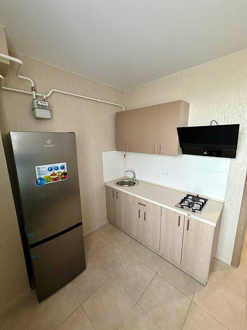 Новая квартира с новой мебелью и техникой, на среднем этаже ЖК 7 НЕБО Авангард - изображение 4