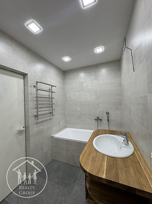 Бізнес клас. Закрита територія. 10 хвилин до Чорновола А10 Lviv - photo 8