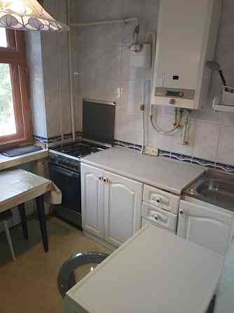 Продам 2 комнатную квартиру 48 м2, средний этаж, метро Научная VI Kharkiv