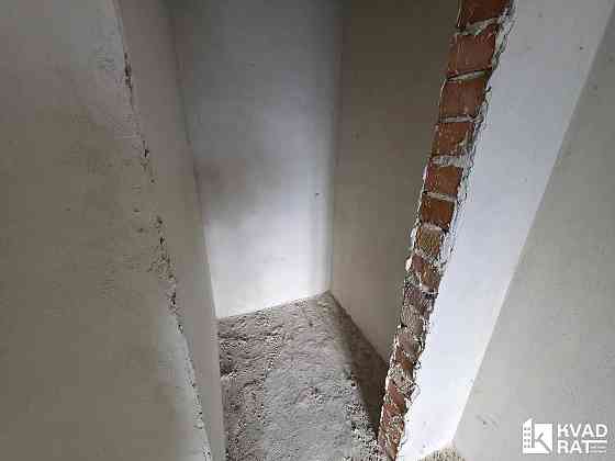 Здана 2-кім квартира готова до ремонту! Цегляний будинок Ивано-Франковск