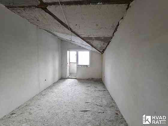 Двох кімнатна квартира з видом на річку в обжитому будинку Ивано-Франковск