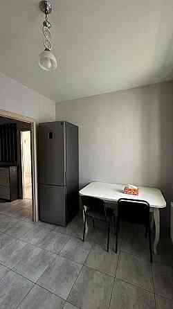 В продажу укомплектована 1-кімнатна  квартира 2-ий поверх  -  7 Небо Авангард