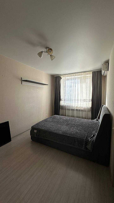 В продажу укомплектована 1-кімнатна  квартира 2-ий поверх  -  7 Небо Авангард - зображення 1