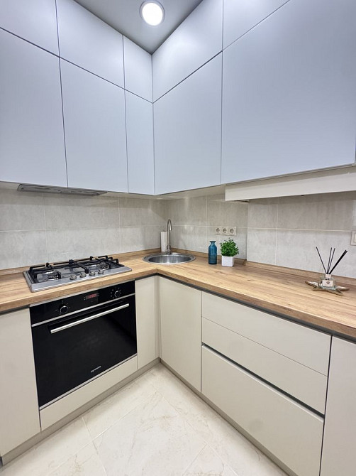 1к з РЕМОНТОМ в ЦЕНТРІ! Поруч 3 парки! Податки 2%! ГАЗ! Балкон Ирпень - изображение 1