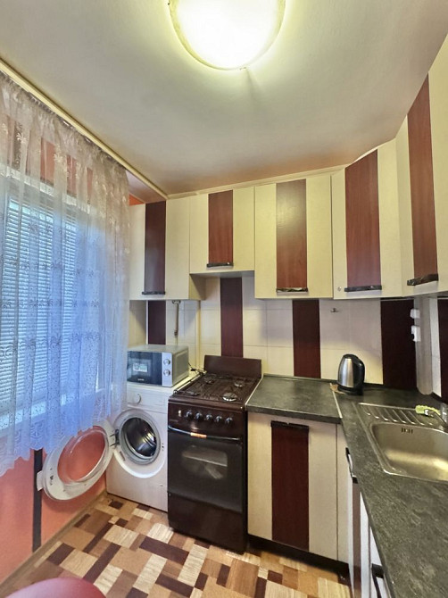 2 комн квартира 97 квартал ул Героев Ато Кривой Рог - изображение 2