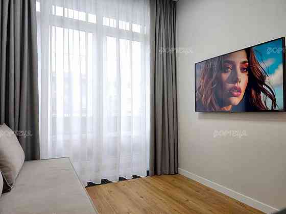 Перше здавання! Квартира в центрі, гараж, клубний будинок Классік Хол Дніпро