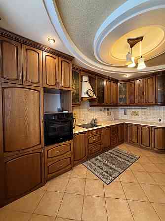 Здам велику 2к.кв з ремонтом на Митниці!Завжди працюють ліфти Черкаси