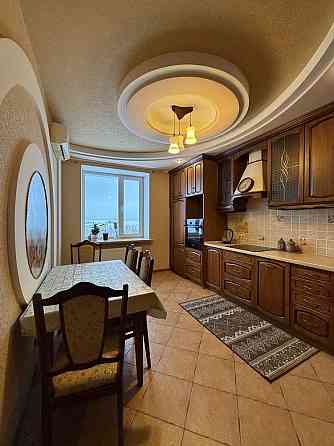 Здам велику 2к.кв з ремонтом на Митниці!Завжди працюють ліфти Черкаси