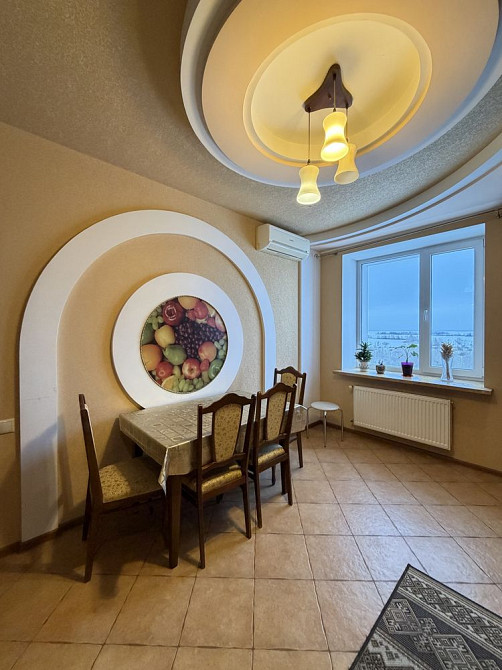 Здам велику 2к.кв з ремонтом на Митниці!Завжди працюють ліфти Черкаси - зображення 3