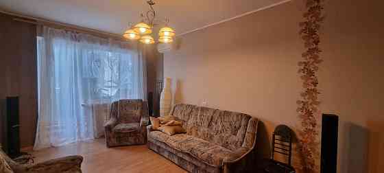 Оренда гарної квартири на Таврійському . Ліфт працює . Херсон