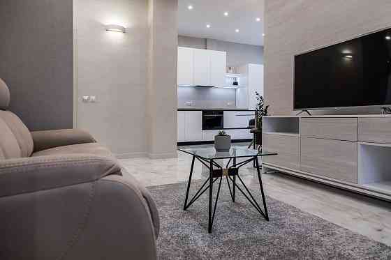 Без%. ж/к "SMART PLAZA POLYTECH".Берестейский просп.26А. Центр. м. КПИ Киев