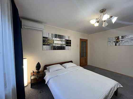 Бассейная 17  Центр Київ