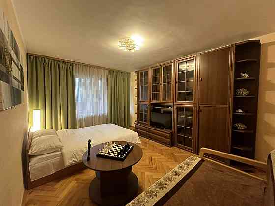 Бассейная 17  Центр Київ