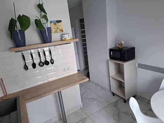 Оренда 2-кімнатної з ремонтом, поруч Варшавський ЖК Київ