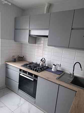 Оренда 2-кімнатної з ремонтом, поруч Варшавський ЖК Київ