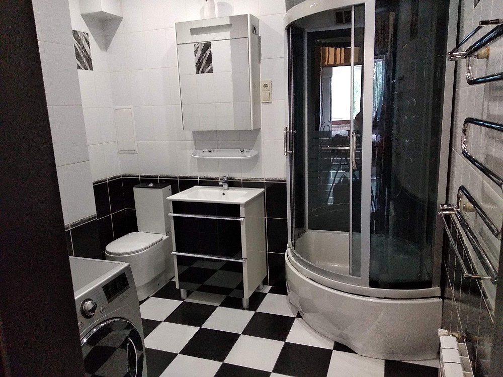 3-х комнатная в центре на Бульваре. Хозяин! Житомир - зображення 8