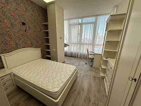 Аренда 3-комнатная квартира в новострое в центре (Лофт на Шевченко) Дніпро