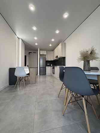 Оренда 1-но кім квартири на вул Роксоляни в новобудові Трайден Львов