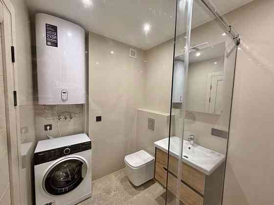 1-кімнатна квартира Максимовича 32Б. Є генератор Київ