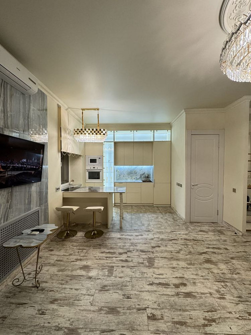 Оренда 2 кімнатної преміум квартири, 59 м.кв, ремонт, меблі, техніка Кривий Ріг - зображення 4