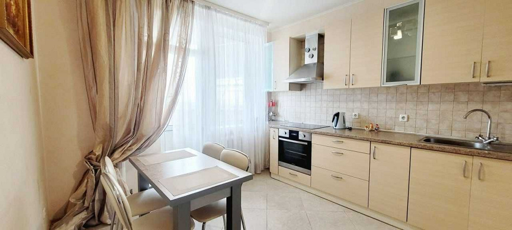 Оренда однокімнатної квартири 48м. пер.Феодосіївський 14 ,м.Деміївська Київ - зображення 1