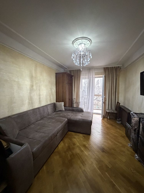 Оренда 2 кі метро «Політехніка» вул Політехнічна 5 А( перша оренда) Київ - зображення 1