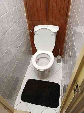 Сдам 2-ком.кв.метро 10 минут Приречная 19 Київ