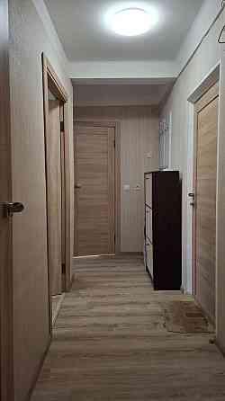 Квартира, в яку хочеться повертатись.
Здається дуже тепла й затишна 2- Киев