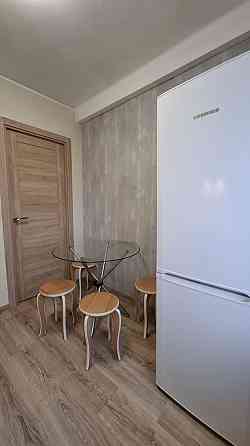 Квартира, в яку хочеться повертатись.
Здається дуже тепла й затишна 2- Киев